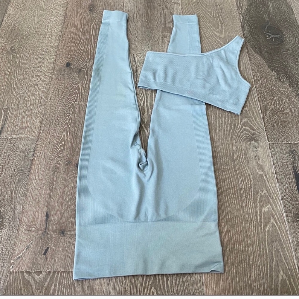 Sold setactive moon leggings and bra